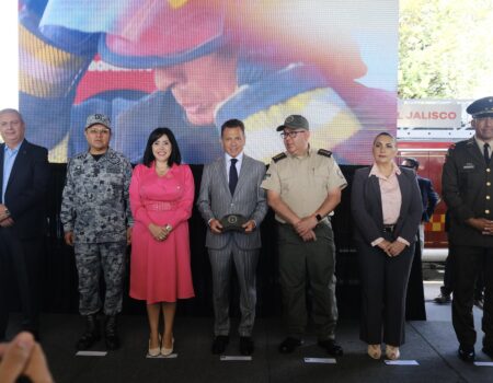 Pablo Lemus dia del bombero