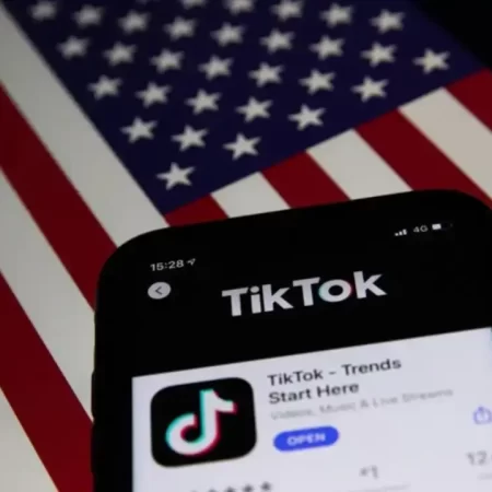 anuncian acuerdo que mantiene a TikTok en Estados Unidos