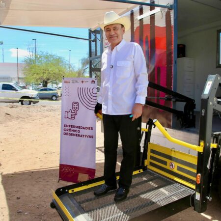 Sonora amplía su red de atención con nuevas Clínicas Móviles de Medicina Preventiva alfonso durazo