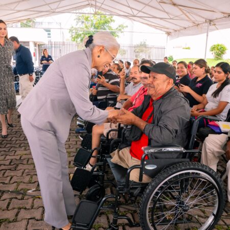 DIF Nayarit entrega 106 aparatos de movilidad asistida para fortalecer la autonomía de personas con discapacidad Dif Nayarit